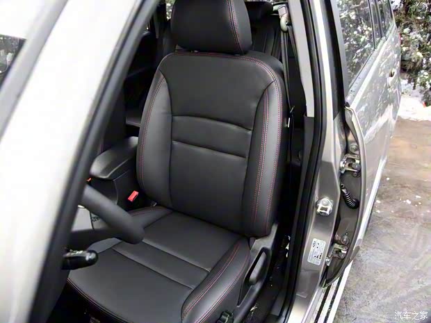 奇瑞汽车 瑞虎3 2015款 1.6L 手动智尚纪念版