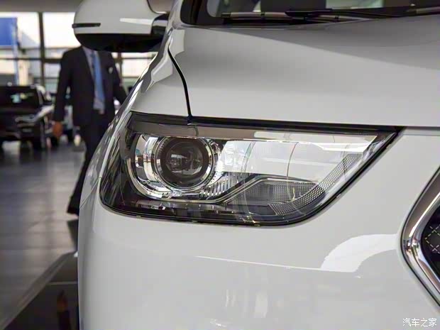 长城汽车 哈弗H6 2017款 蓝标 运动版 1.5T 手动两驱精英型