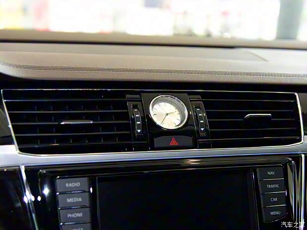 上汽大眾 輝昂 2016款 480 V6 四驅(qū)至尊版