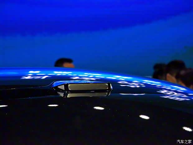 上汽集團 R汽車ES33 2021款 基本型