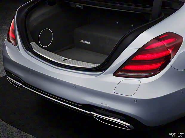 奔驰(进口) 奔驰S级新能源 2018款 S 560 e 奔驰(进口) 奔驰S级新能源 2018款 S 560 e