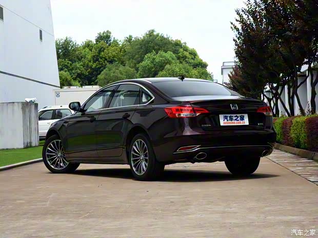 众泰汽车 众泰Z700 2016款 1.8T 手动豪华型