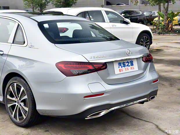 北京奔驰 奔驰E级新能源 2021款 E 350 e L 插电式混合动力运动轿车