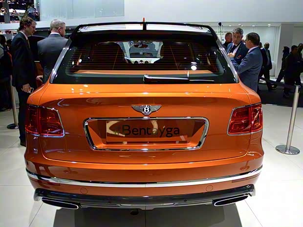 宾利 添越 2015款 基本型