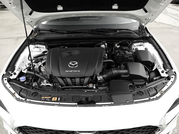 长安马自达 马自达3 昂克赛拉 2021款 2.0L 自动质雅版