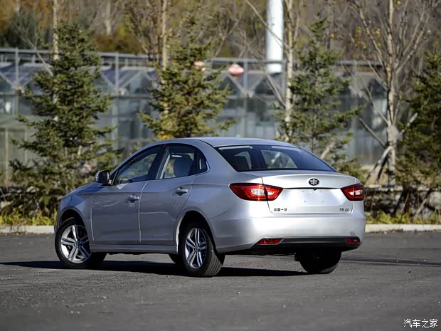 一汽奔腾 奔腾B30 2016款 1.6L 自动尊贵型