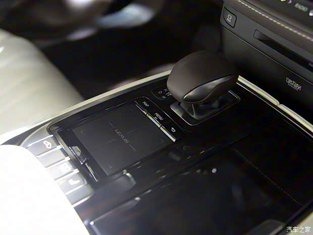 雷克萨斯 雷克萨斯LS 2017款 500 雷克萨斯 雷克萨斯LS 2017款 500