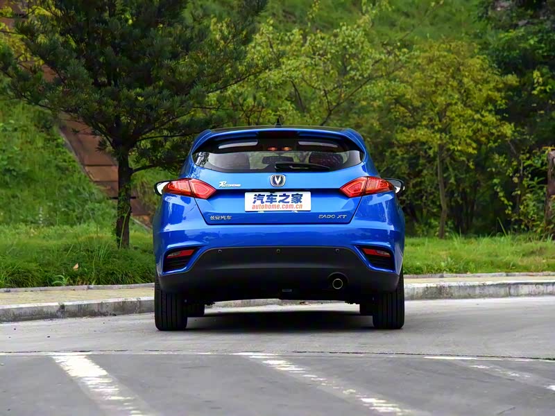 逸动 2016款 XT 汽车之家定制版 1.6L 自动型 3