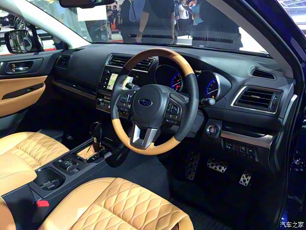 斯巴鲁 力狮 2016款 2.0T B4 Sportiva