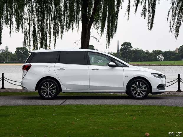 上汽通用别克 别克GL6 2017款 1.3T 基本型 上汽通用别克 别克GL6 2017款 1.3T 基本型