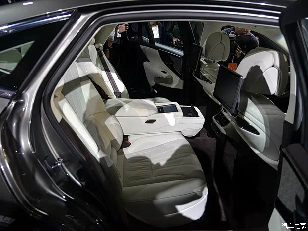 雷克萨斯 雷克萨斯LS 2017款 500 雷克萨斯 雷克萨斯LS 2017款 500