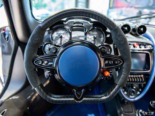 帕加尼 Huayra 2016款 BC 帕加尼 Huayra 2016款 BC