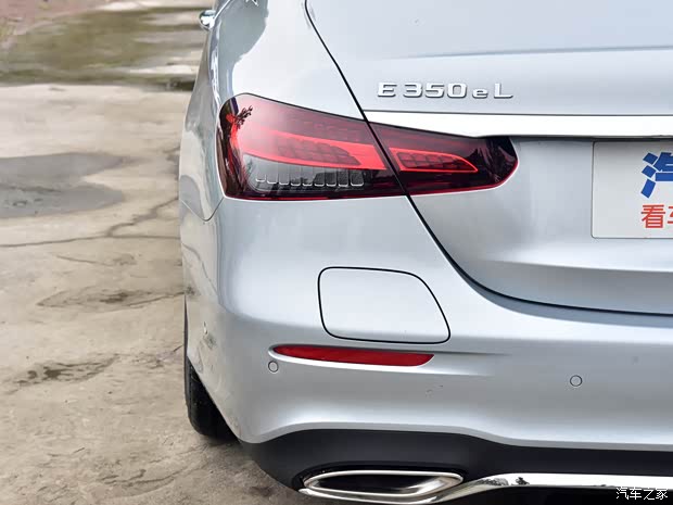 北京奔驰 奔驰E级新能源 2021款 E 350 e L 插电式混合动力运动轿车