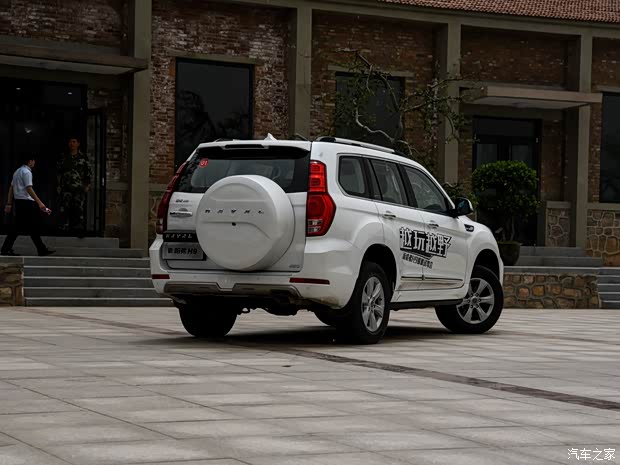 长城汽车 哈弗H9 2017款 2.0T 汽油四驱尊贵型 7座