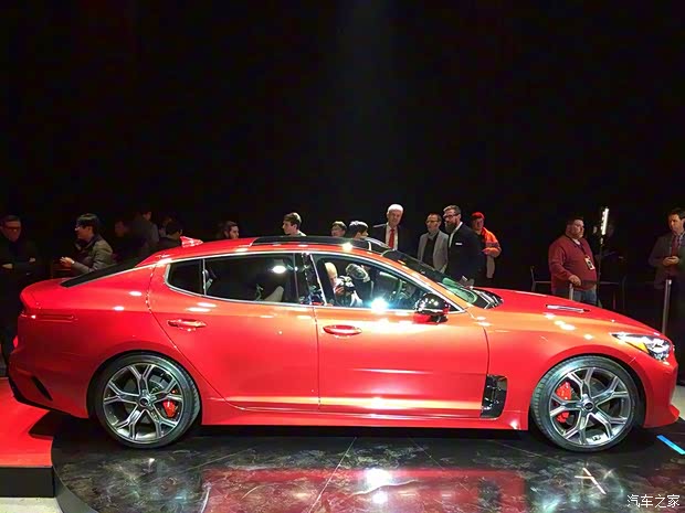 起亚(进口) Stinger 2018款 基本型 起亚(进口) Stinger 2018款 基本型