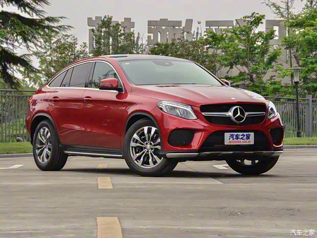 奔驰(进口) 奔驰GLE 2015款 GLE 400 4MATIC 轿跑SUV 奔驰(进口) 奔驰GLE 2015款 GLE 400 4MATIC 轿跑SUV