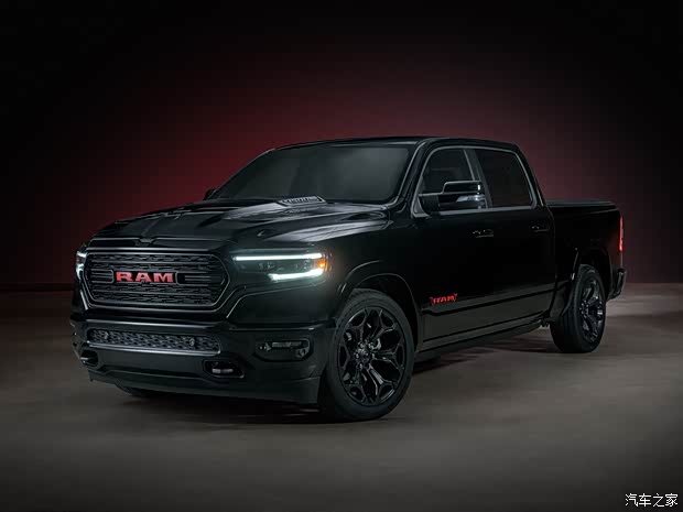 道奇(進口) RAM Trucks 2022款 1500 Limited (RAM)RED