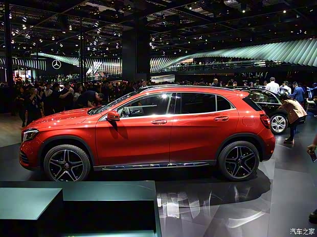 北京奔驰 奔驰GLA 2017款 GLA 260 4MATIC 运动型