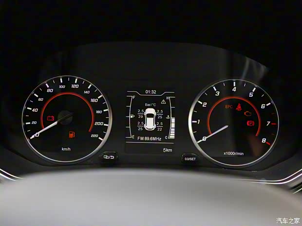 奇瑞汽车 瑞虎3x 2021款 钻石版 1.5L 手动舒适版