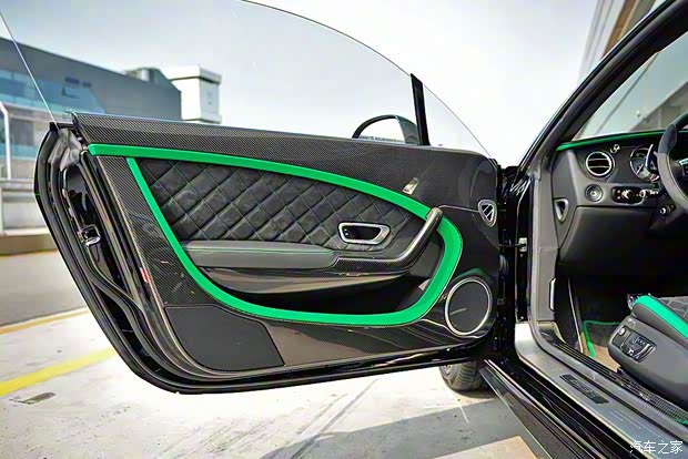 賓利 歐陸 2015款 4.0T GT3-R