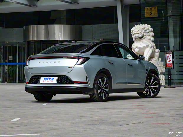 北汽新能源 极狐 阿尔法S(ARCFOX αS) 2021款 试装版 北汽新能源 极狐 阿尔法S(ARCFOX αS) 2021款 试装版