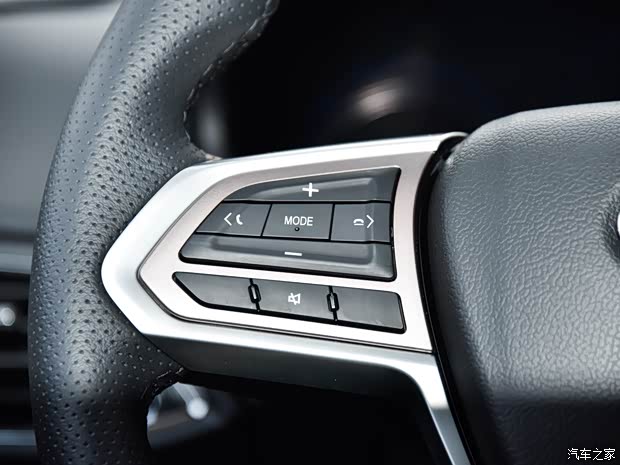 北汽银翔 北汽幻速S5 2017款 1.3T 手动尊贵型