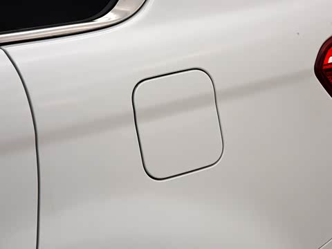 2017款 红标 运动版 2.0T 柴油 手动两驱精英型 国IV 2017款 红标 运动版 2.0T 柴油 手动两驱精英型 国IV