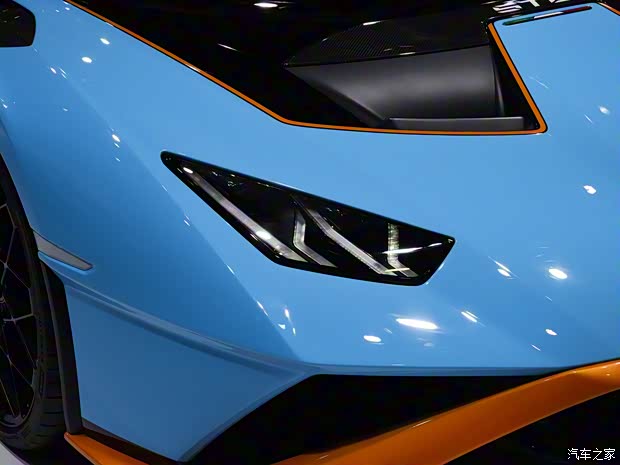 蘭博基尼 Huracán 2021款 Huracán STO