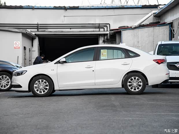 上汽通用别克 英朗 2018款 15T 双离合进取型 上汽通用别克 英朗 2018款 15T 双离合进取型