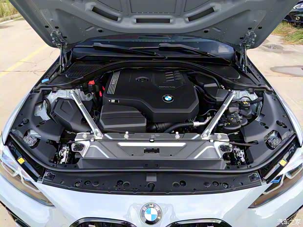 寶馬(進(jìn)口) 寶馬4系 2021款 改款 430i M運(yùn)動曜夜版