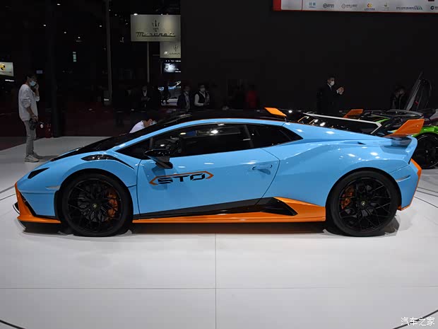 蘭博基尼 Huracán 2021款 Huracán STO