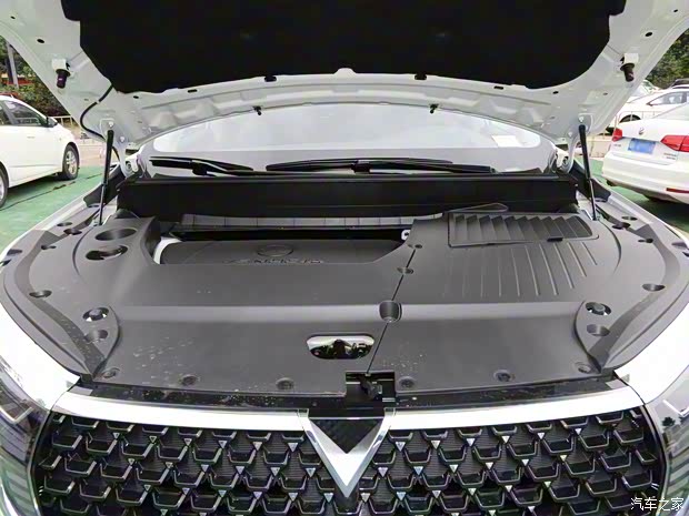 東風(fēng)日產(chǎn) 啟辰星 2021款 260T 自動(dòng)48V輕混增壓 星曜版