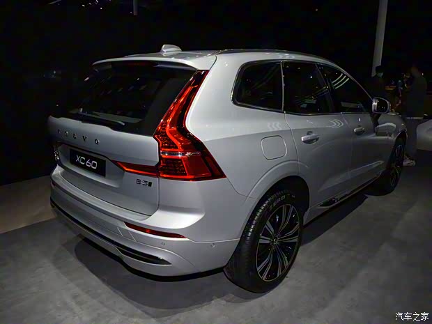 沃爾沃亞太 沃爾沃XC60 2022款 基本型低配