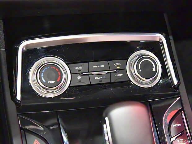 陆风汽车 逍遥 2018款 1.5TDI CVT钻石版 陆风汽车 逍遥 2018款 1.5TDI CVT钻石版