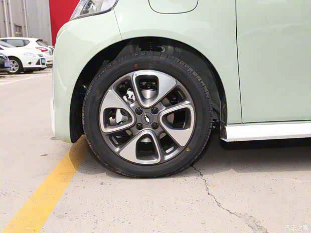 长城汽车 欧拉白猫 2022款 小野猫版 360km 豪华型