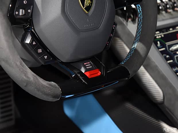 蘭博基尼 Huracán 2021款 Huracán STO