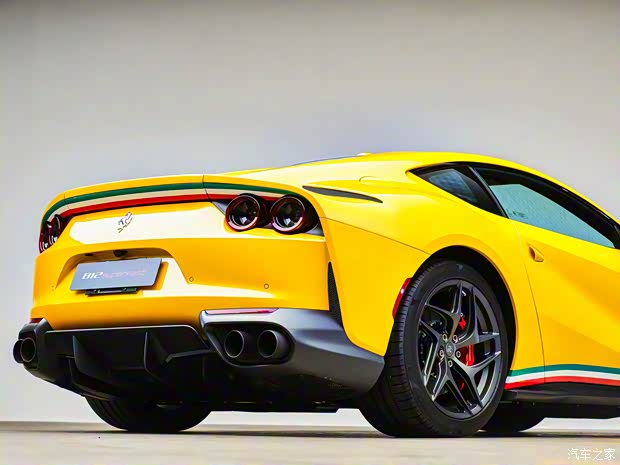 法拉利 法拉利812 2018款 Superfast Tricolore