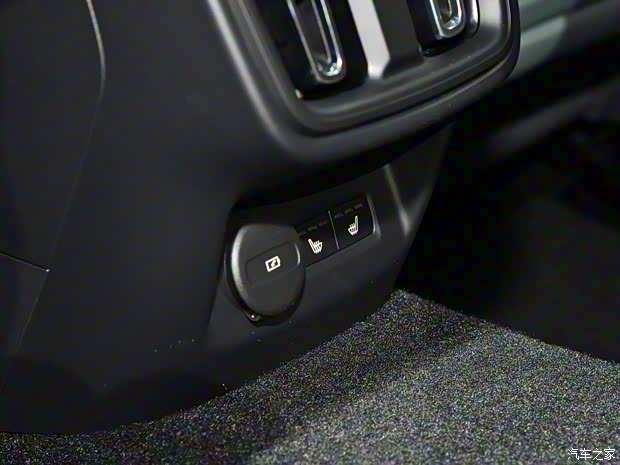 Polestar Polestar 2 2021款 雙電機(jī)長(zhǎng)續(xù)航