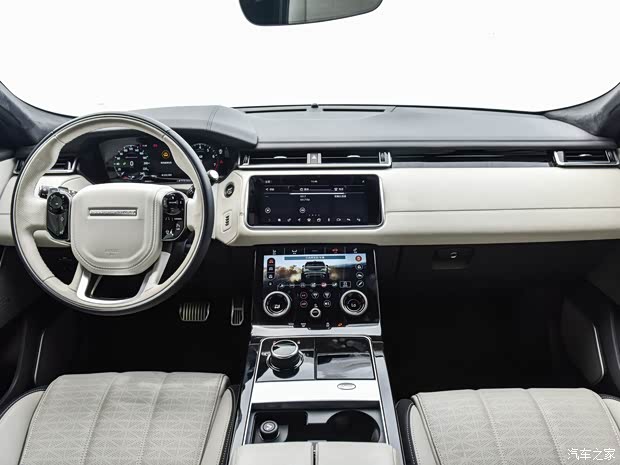 路虎(進口) 攬勝星脈 2017款 P380 首發(fā)限量版