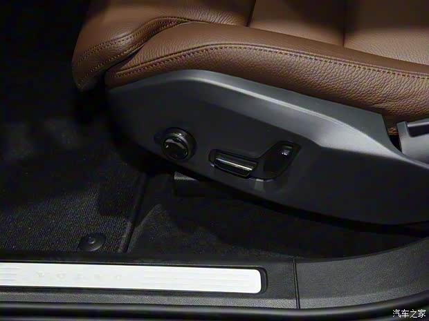 沃爾沃亞太 沃爾沃XC60 2022款 基本型低配