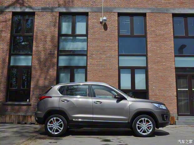 北京汽車 紳寶X35 2016款 基本型