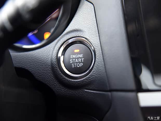 斯巴鲁 傲虎 2016款 2.5i 运动导航版