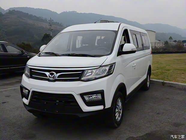 北汽銀翔 北汽幻速H6 2015款 1.8L基本型M18A