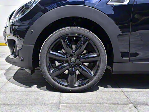 2022款 1.5T COOPER 鉴赏家 2022款 1.5T COOPER 鉴赏家