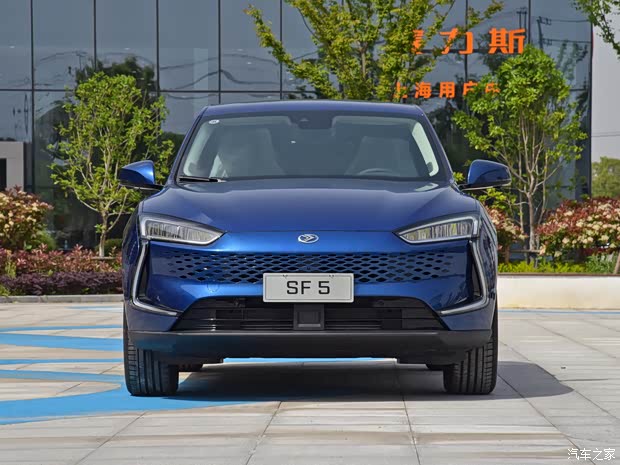 金康赛力斯 赛力斯SF5 2021款 四驱华为智选版 金康赛力斯 赛力斯SF5 2021款 四驱华为智选版