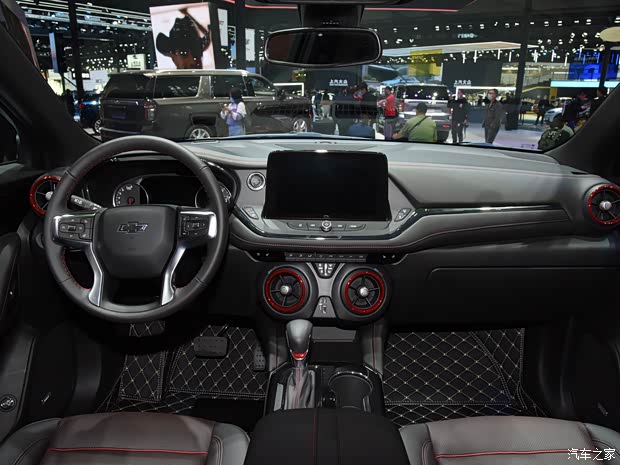 上汽通用雪佛蘭 開拓者 2021款 輕混 650T RS Twin-Clutch四驅(qū)7座 擎版