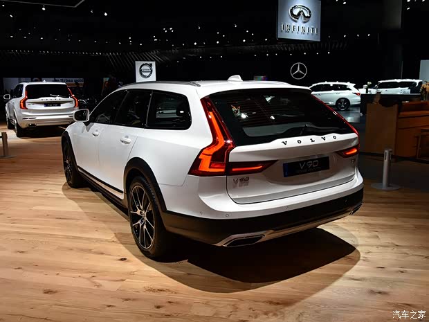 沃尔沃(进口) 沃尔沃V90 2017款 Cross Country 沃尔沃(进口) 沃尔沃V90 2017款 Cross Country