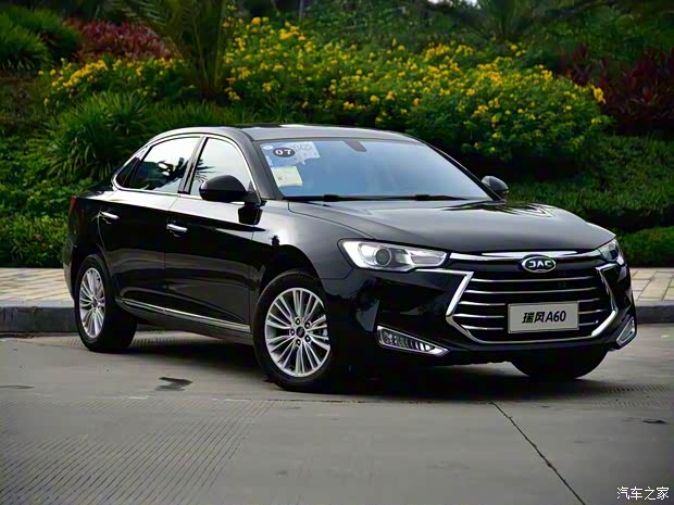 江淮汽車 瑞風(fēng)A60 2017款 1.5TGDI 自動(dòng)尊貴型 江淮汽車 瑞風(fēng)A60 2017款 1.5TGDI 自動(dòng)尊貴型