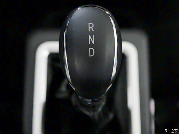 福汽新龙马 启腾M70EV 2017款 纯电动 厢式运输车2座