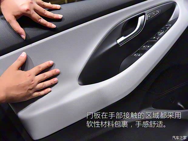 现代(进口) 现代i30(海外) 2018款 Fastback 现代(进口) 现代i30(海外) 2018款 Fastback